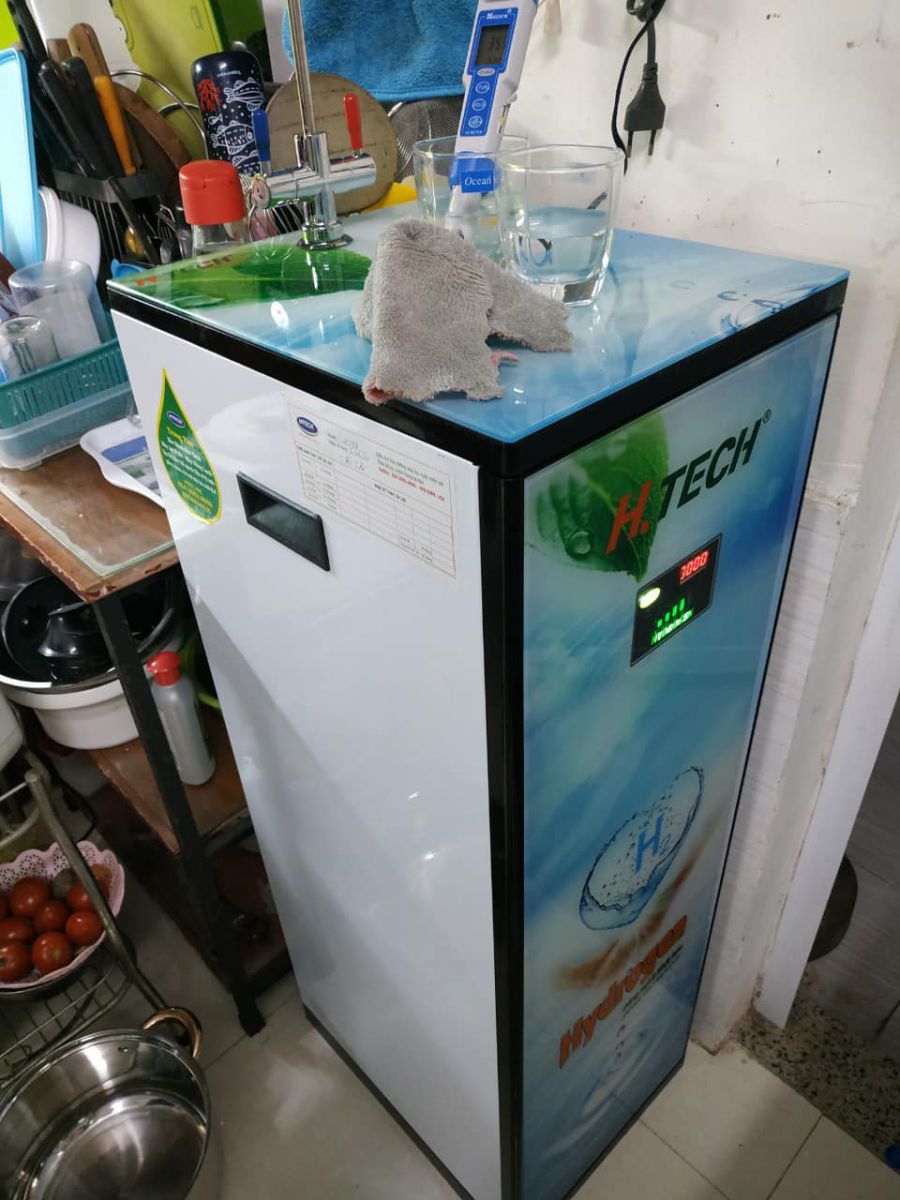 Hình ảnh lắp đặt thực tế máy lọc nước tinh khiết cho mọi gia đình.
