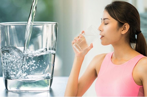Có nên mua máy lọc nước 2 vòi nóng lạnh không?